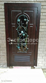 Противопожарные двери с решеткой от производителя в Конаково  купить